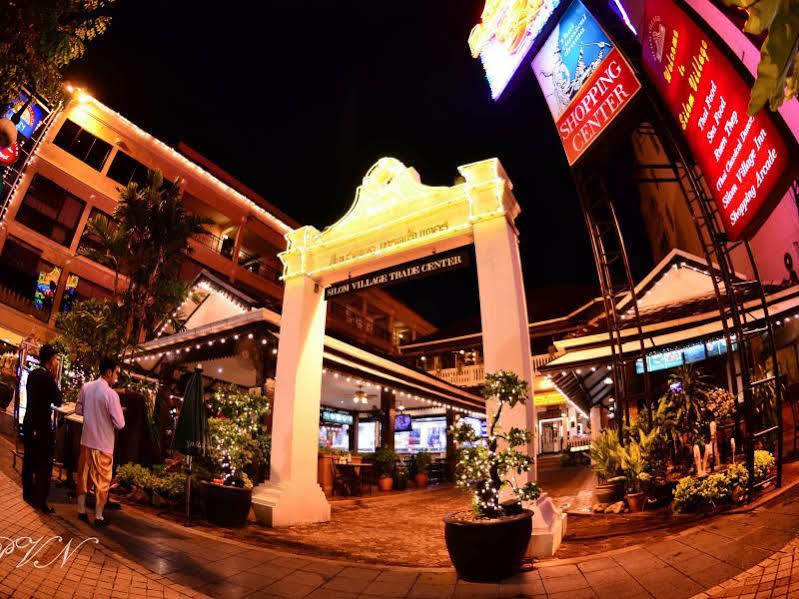 Silom Village Inn Bangkok Exterior foto